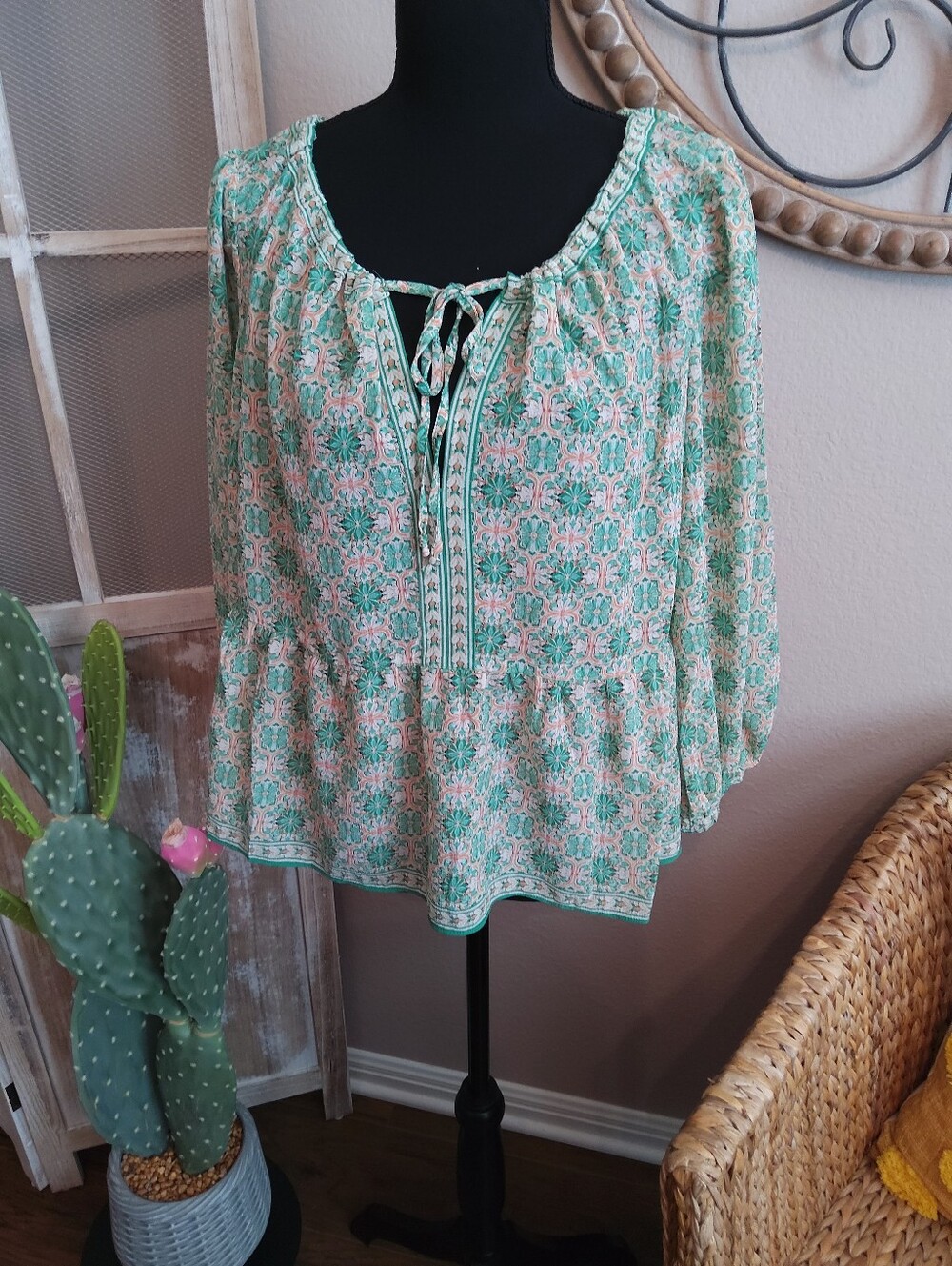 Max Studio Mint and Pink Floral Peasant Top